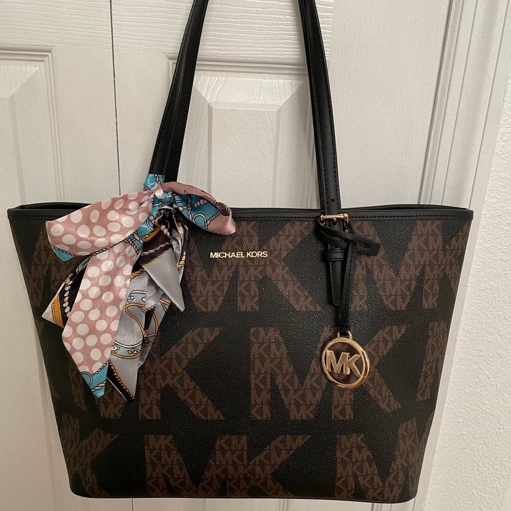 ‼️SOLD‼️Michael Kors Tote